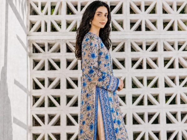 Beige & Blue Floral